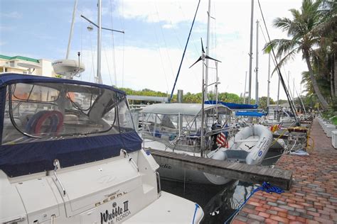 527 caribbean drive key largo fl 33037  I've stayed in cheaper hotels in the area and